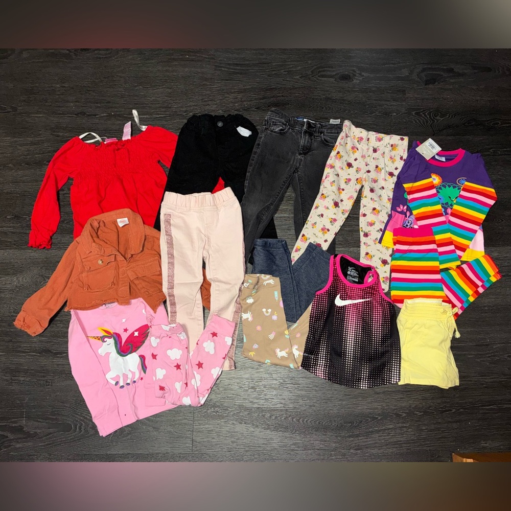 2t-3t Toddler Kids Girl Set of 13 pieces lot jeans, tops, pajamas, jacket